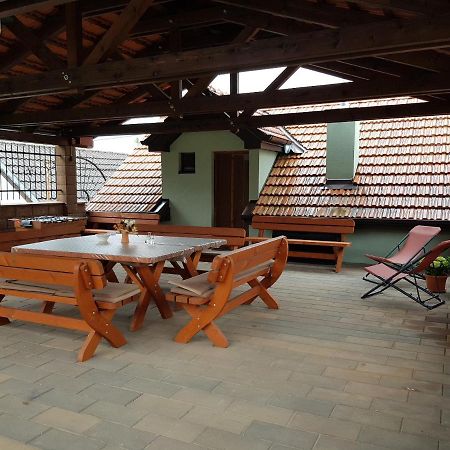 Sklep U Cejku Villa Mutenice Luaran gambar