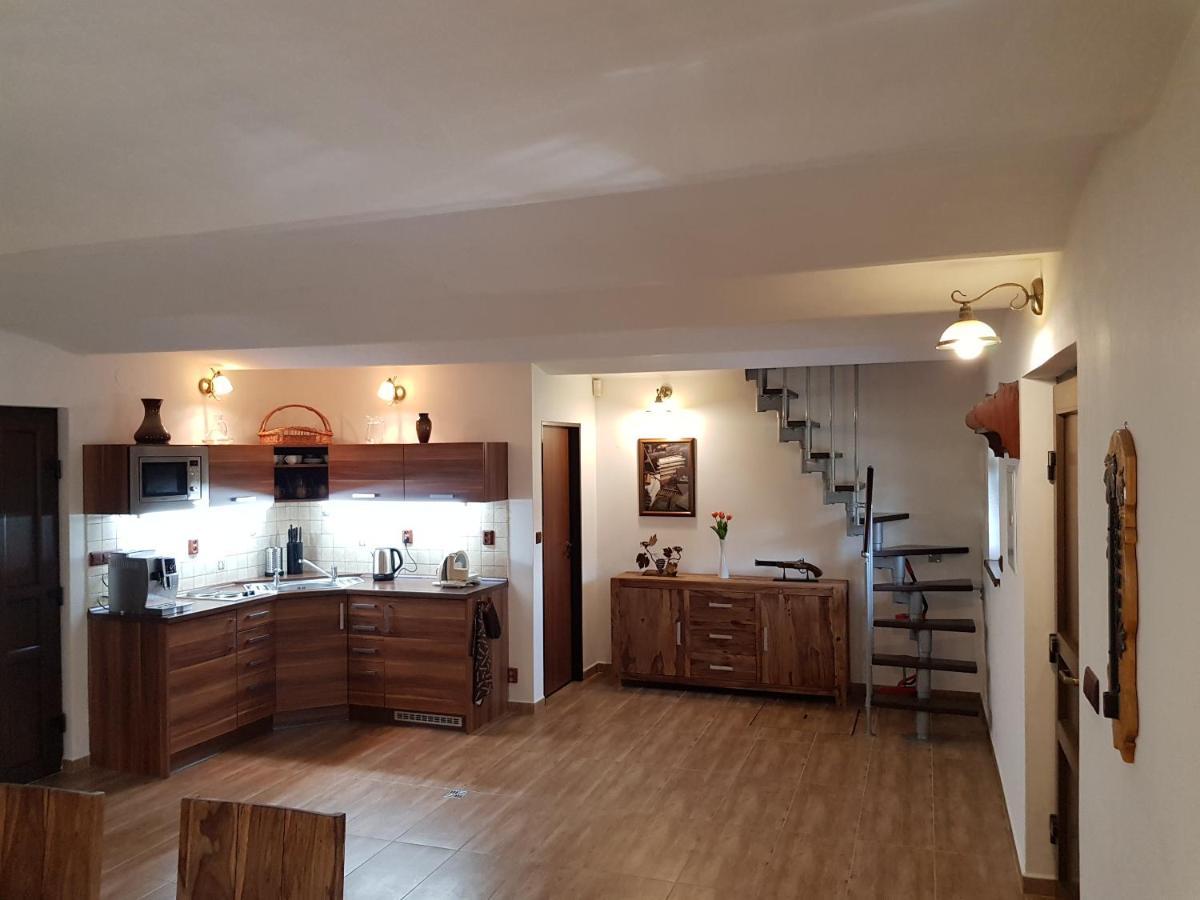 Sklep U Cejku Villa Mutenice Luaran gambar